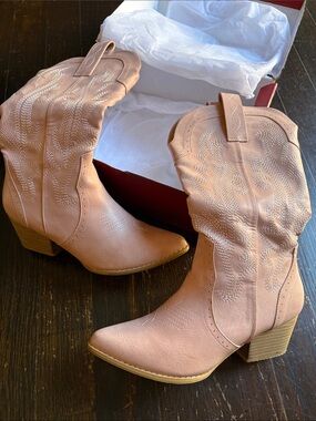Women's Pink Western Mid-Calf Cowboy Boots